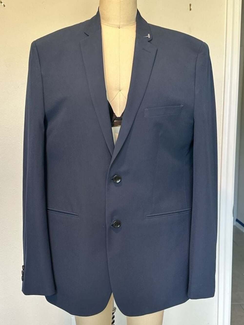 Perry Ellis navy blue slim blazer